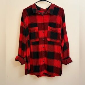 {Ava & Viv}-Size 1X-Plaid Button-Up Shirt - Red and Black